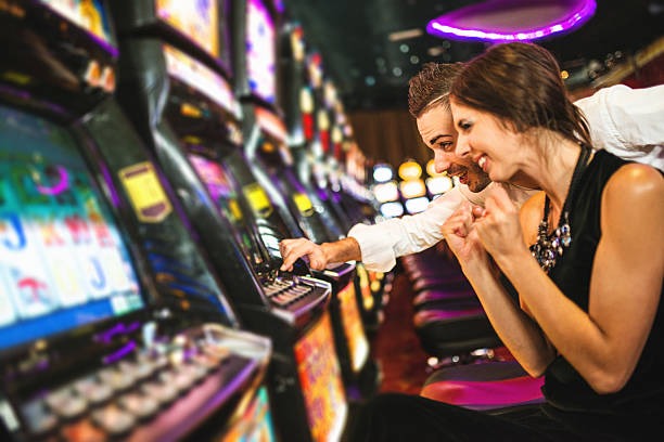 nagahoki69 mobile app showing live dealers and game interface